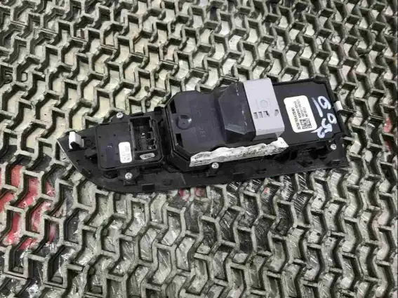 Фото запчасти Блок управления стеклоподъемниками 35750-TK8-A120 Honda Odyssey