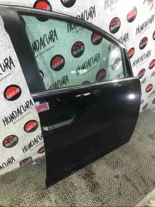 Фото запчасти Дверь передняя правая  Honda Odyssey