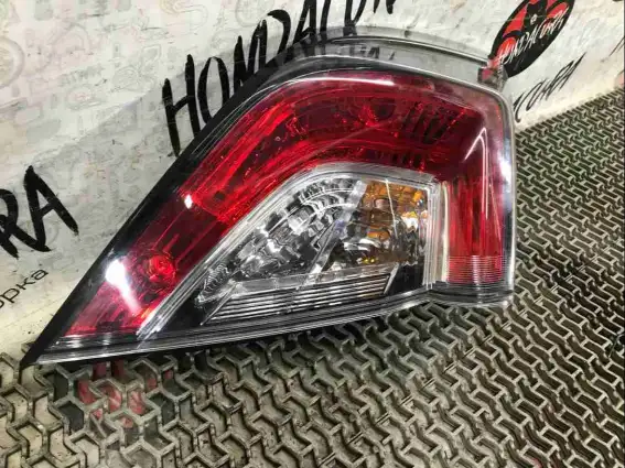 Фото запчасти Фонарь задний левый  Honda Civic