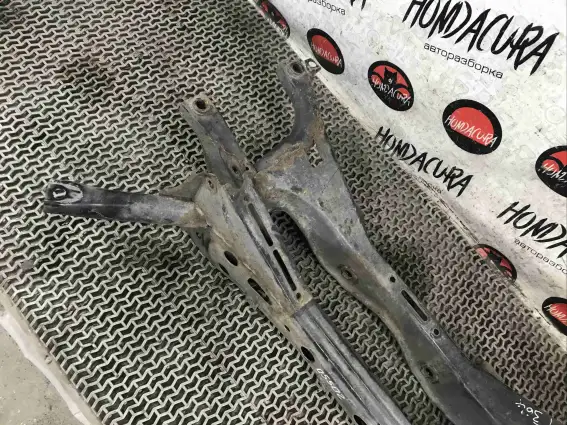 Фото запчасти Балка подвески задняя  Honda Civic