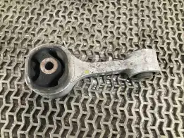 Подушка крепления двигателя  Honda Civic