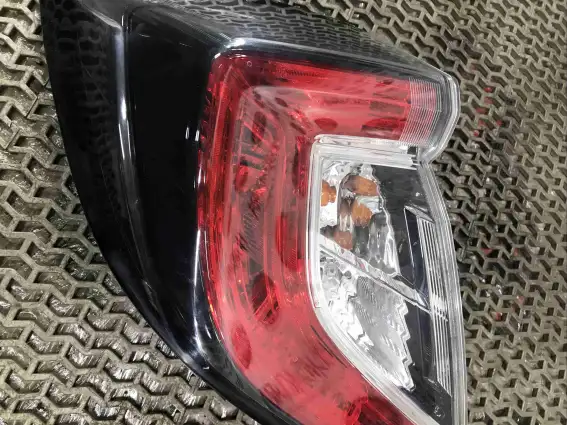 Фото запчасти Фонарь задний левый  Honda Civic