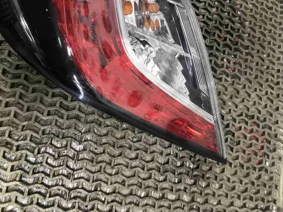 Фото запчасти Фонарь задний левый  Honda Civic