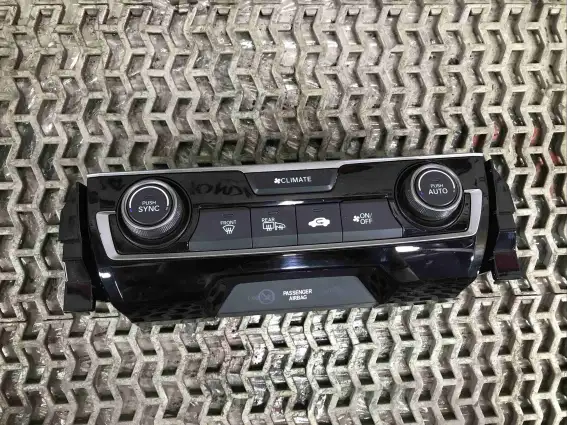 Фото запчасти Блок управления печки/климат-контроля 79600-TGL-E510 Honda Civic