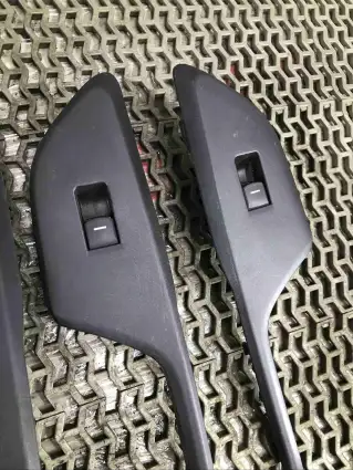 Фото запчасти Кнопка стеклоподъемника  Honda Civic