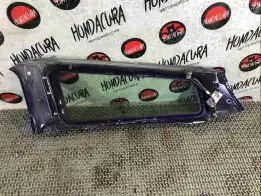 Стекло кузовное боковое правое  Honda Accord