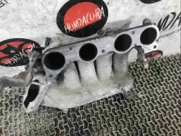 Коллектор впускной  Honda Accord