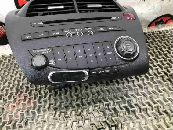 Фото запчасти Магнитола 39100-SMG-E016 Honda Civic