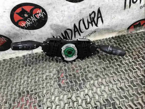 Фото запчасти Переключатель подрулевой (стрекоза) 35250-SMG-E021 Honda Civic