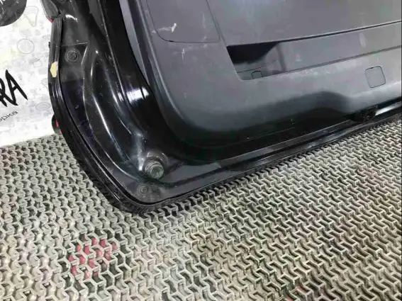 Фото запчасти Крышка багажника (дверь 3-5)  Honda Civic