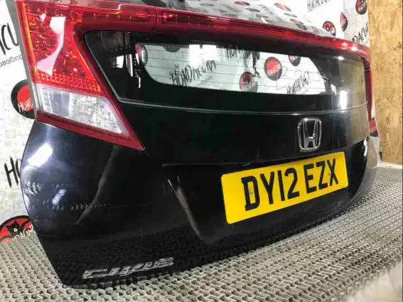 Фото запчасти Крышка багажника (дверь 3-5)  Honda Civic