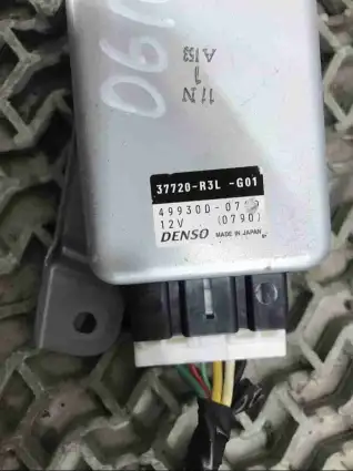 Фото запчасти Блок управления ТНВД 37720-R3L-G01 Honda Civic