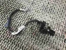 Клемма аккумулятора плюс  Honda Civic