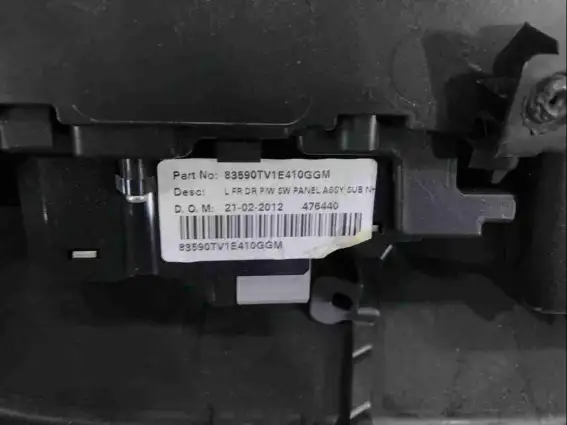 Фото запчасти Кнопка стеклоподъемника 83590TV1E410GGM Honda Civic
