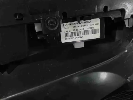 Фото запчасти Кнопка стеклоподъемника 83740TV1E410 Honda Civic
