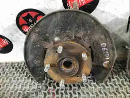 Кулак поворотный левый  Honda Civic