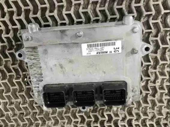 Фото запчасти Блок управления двигателем 37820-PVJ-A91 Honda Pilot