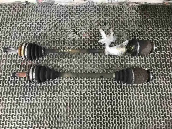 Фото запчасти Полуось задняя (приводной вал, ШРУС)  Honda Pilot