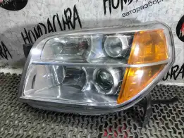 Фара левая  Honda Pilot