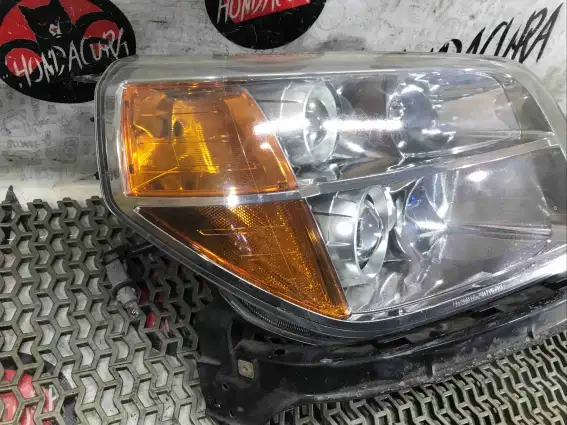 Фото запчасти Фара правая  Honda Pilot