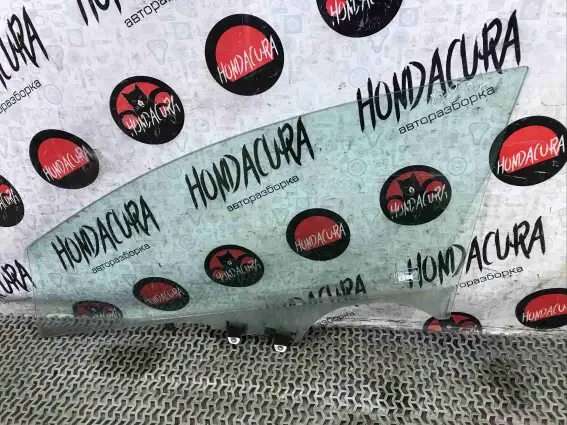 Фото запчасти Стекло двери передней правой  Honda Civic