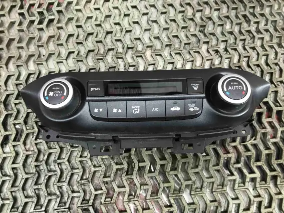 Фото запчасти Блок управления печки/климат-контроля 79600-T0G-R410 Honda CR-V