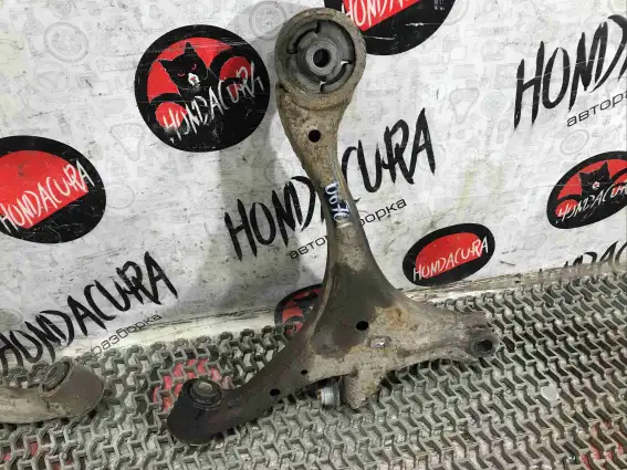 Фото запчасти Рычаг передний правый  Honda Civic