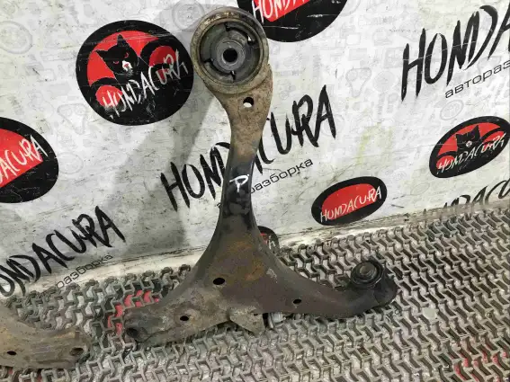 Фото запчасти Рычаг передний правый  Honda Civic