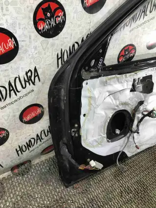 Фото запчасти Дверь передняя правая  Honda CR-V