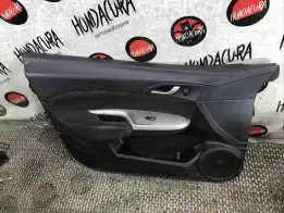 Обшивка двери передней левой (дверная карта)  Honda Civic