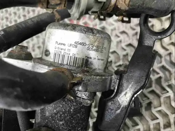 Фото запчасти Насос вакуумный 46460-STK-A013 Acura RDX
