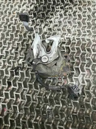 Фото запчасти Замок капота  Acura RDX