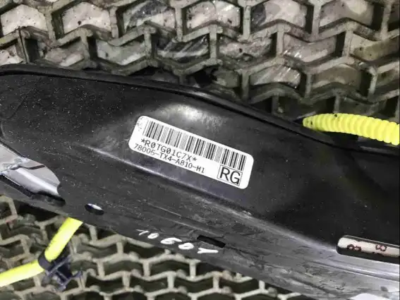Фото запчасти Подушка безопасности боковая (в сиденье) 78005-TX4-A810 Acura RDX