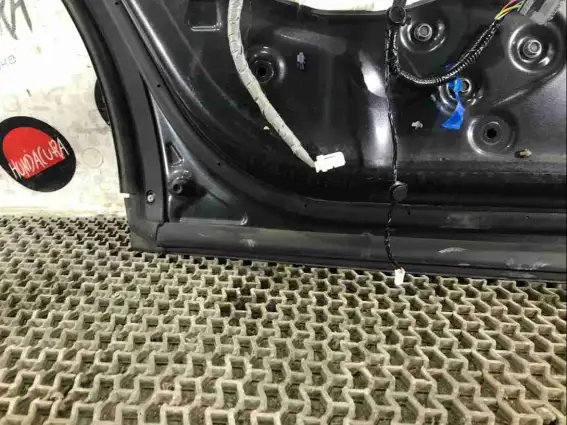 Фото запчасти Дверь задняя левая  Acura MDX