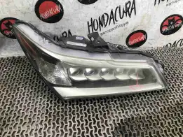 Фара правая  Acura MDX