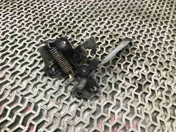 Фото запчасти Замок капота  Acura MDX