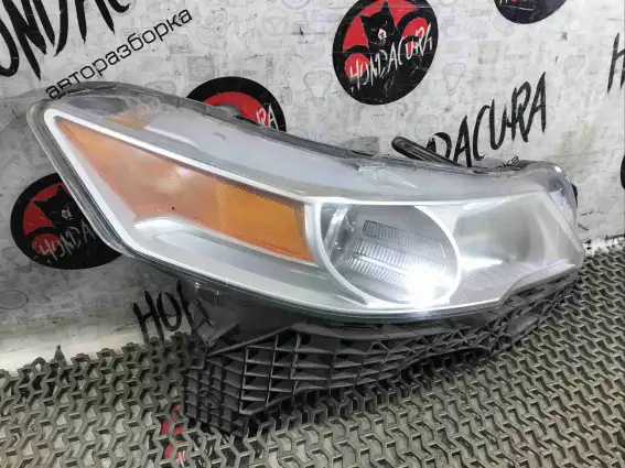 Фото запчасти Фара правая  Acura TL