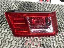 Фонарь крышки багажника левый  Honda Accord