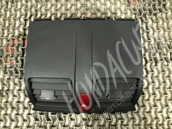 Фото запчасти Кнопка аварийной сигнализации  Honda CR-V