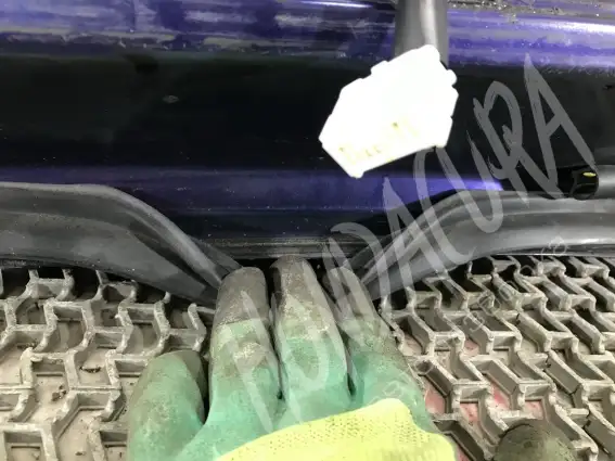 Фото запчасти Дверь передняя левая  Honda HR-V