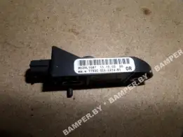 Датчик удара  Honda Accord