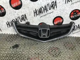Решетка радиатора  Honda Accord