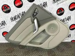Обшивка двери задней левой (дверная карта)  Acura RDX