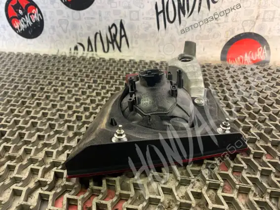 Фото запчасти Фонарь крышки багажника правый  Honda Civic