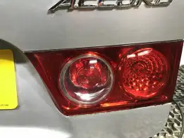 Фонарь крышки багажника правый  Honda Accord