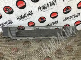 Решетка радиатора  Honda Accord