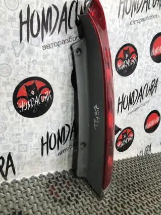 Фото запчасти Фонарь задний правый  Honda Stream