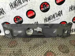 Накладка замка капота  Honda FR-V