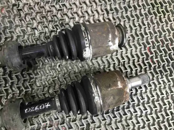 Фото запчасти Полуось передняя правая (приводной вал, ШРУС)  Honda CR-V