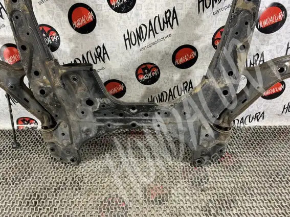 Фото запчасти Балка подвески передняя (подрамник)  Honda CR-V
